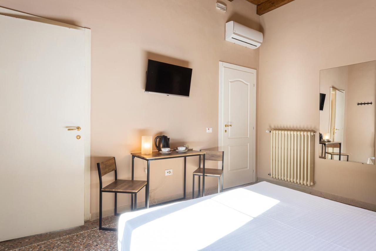 La Torre Garbata Hotel Pisa Eksteriør billede